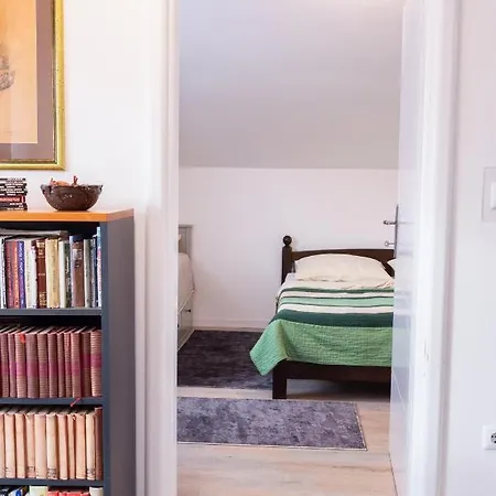 Little Place 2 Apartment