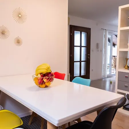 Apartment Little Place 2